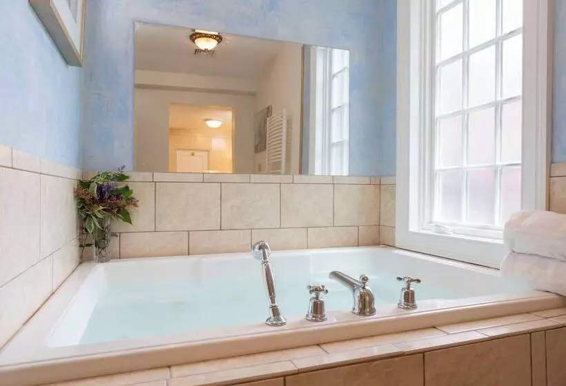 The Villa Bed And Breakfast