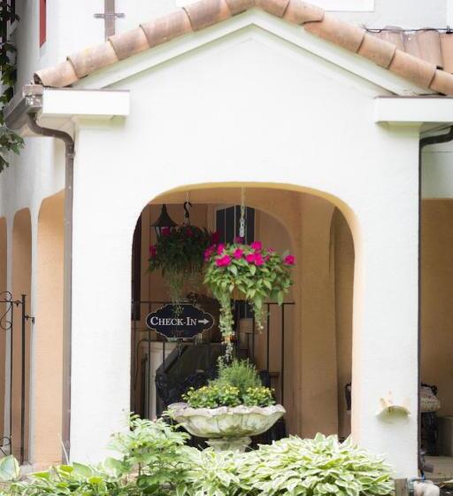 The Villa Bed And Breakfast