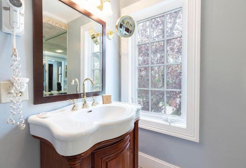 The Villa Bed And Breakfast