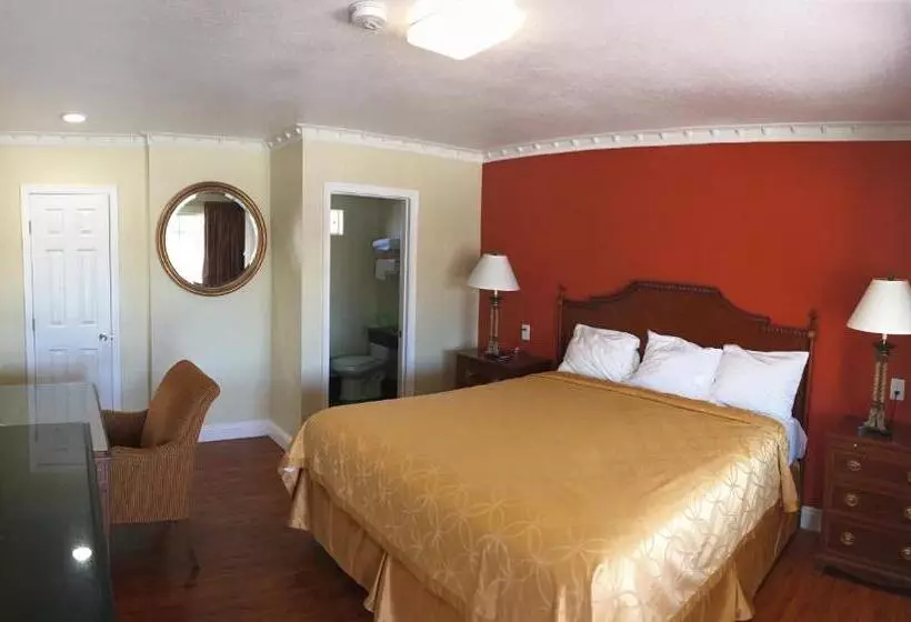 Wagon Wheel Motel