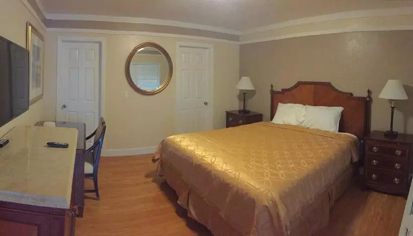 Wagon Wheel Motel