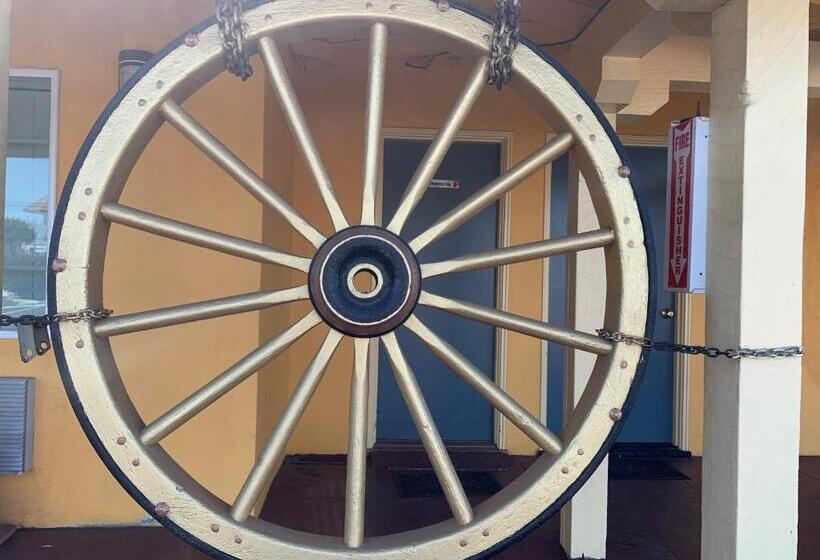 Wagon Wheel Motel