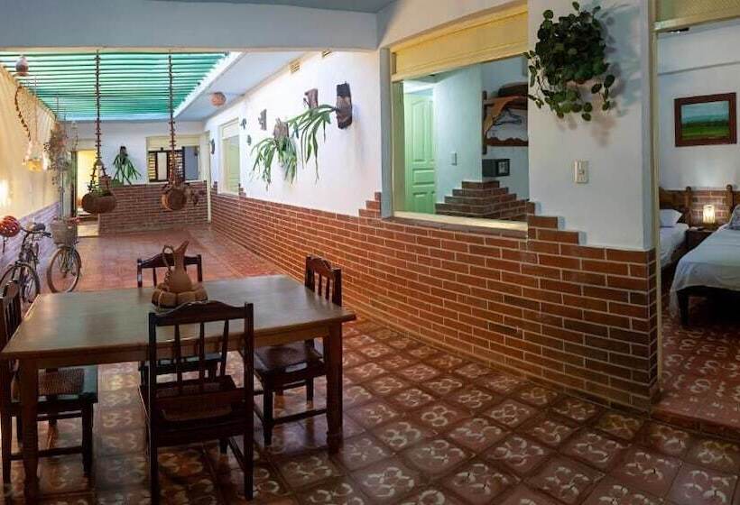 تختخواب و صبحانه Casa Ama