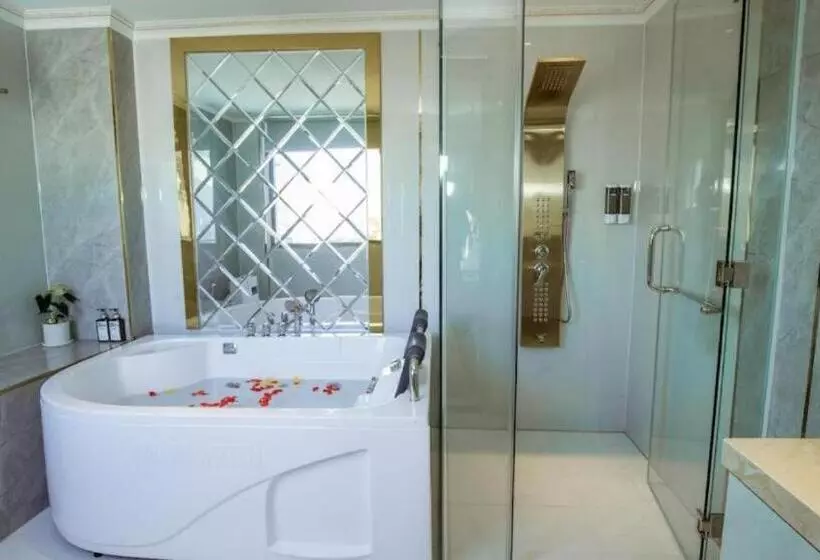 هتل Khách Sạn Biển Sao 2   139 Nguyễn Văn Lượng P10 Gò Vấp