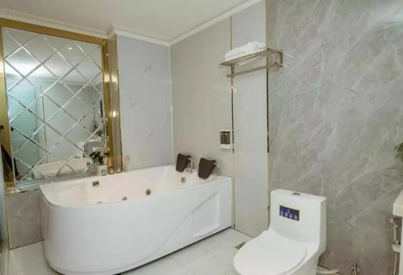 هتل Khách Sạn Biển Sao 2   139 Nguyễn Văn Lượng P10 Gò Vấp