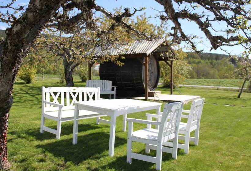 فندق ريفى Lerkekåsa Vingård