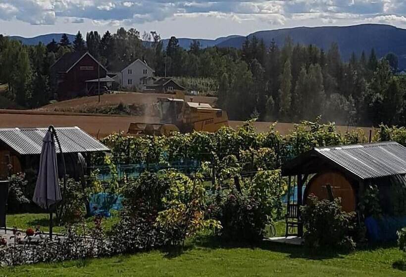 فندق ريفى Lerkekåsa Vingård