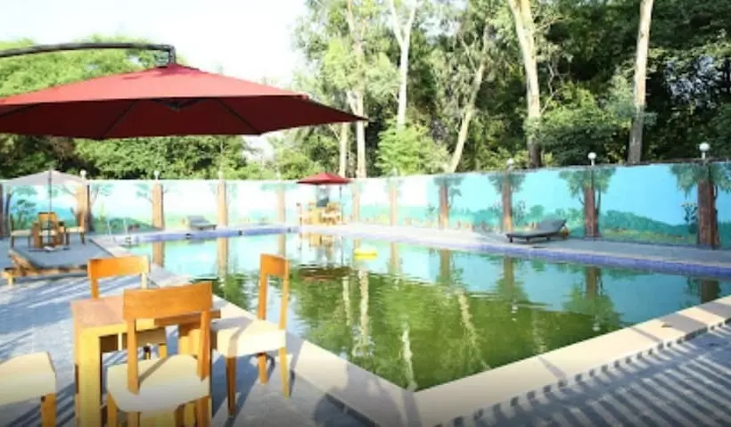 Hotelli Saroj Sagar   Sagar