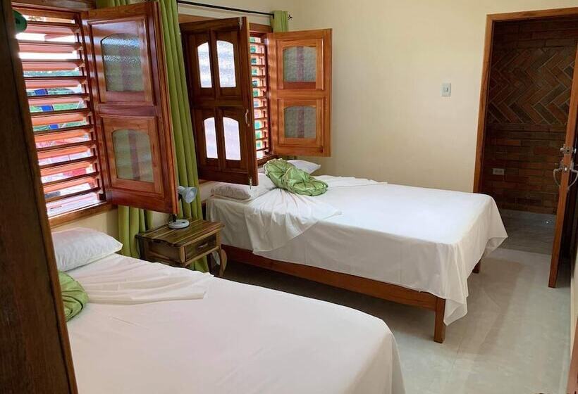 پانسیون Casa Nilda