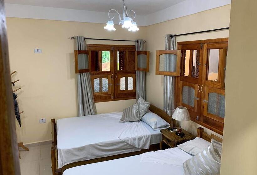 پانسیون Casa Nilda