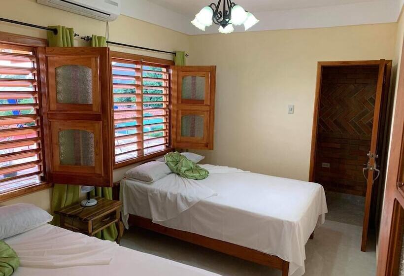 پانسیون Casa Nilda