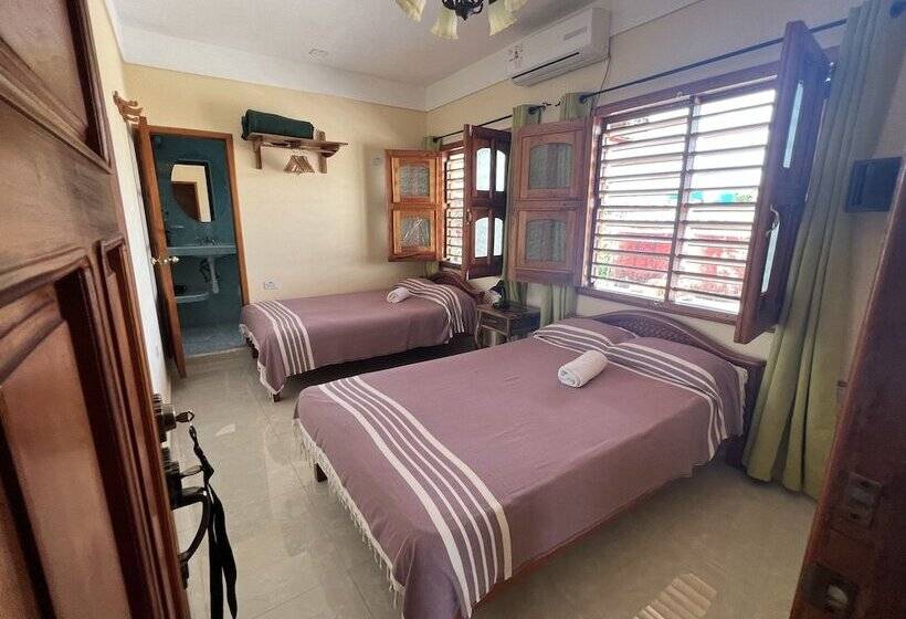 پانسیون Casa Nilda