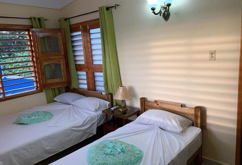 پانسیون Casa Nilda