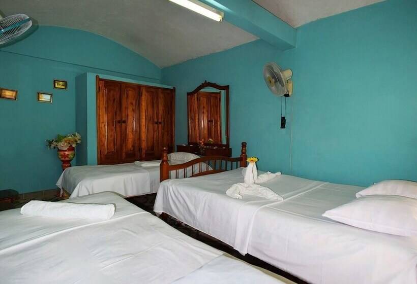 پانسیون Hostal La Isabelita