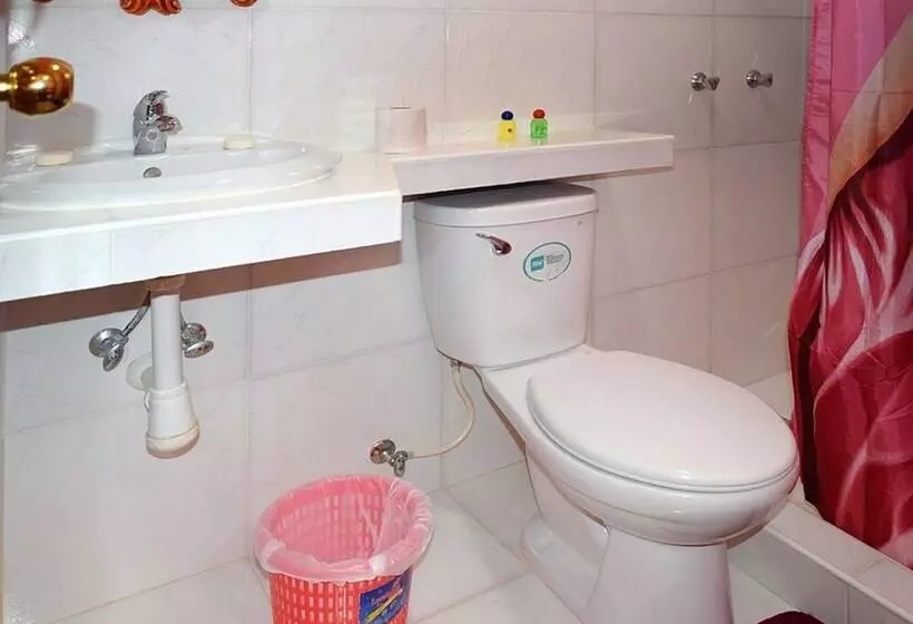 ペンション Hostal La Isabelita