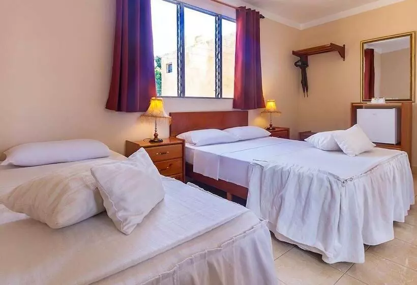 ペンション Hostal Omar Esquerra Trinidad