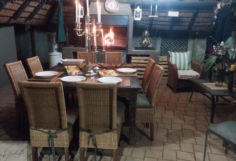 پانسیون The Rhino Room At Frederick S Place