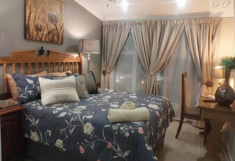 پانسیون The Rhino Room At Frederick S Place