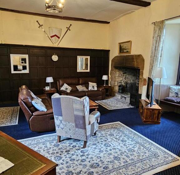 2 Stanhope Hall B&b