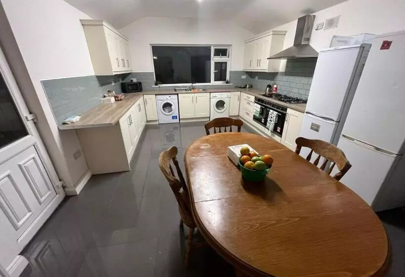 Aamiaismajoitus (B&B) Cama Doble Con Baño Privado D24
