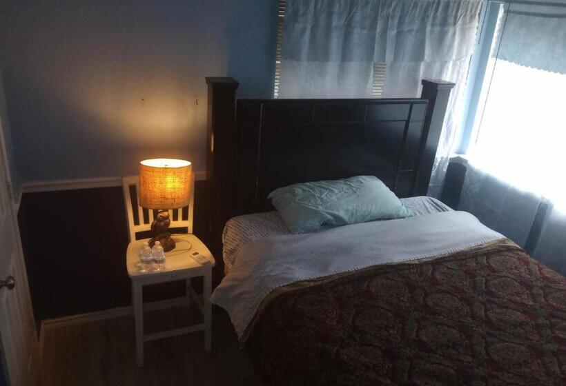 Bed and Breakfast Quick Stay Palace, Peace, Pool And Quiet