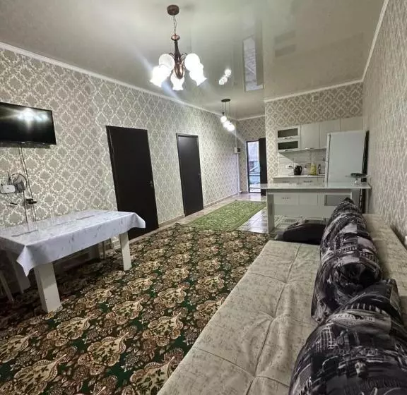 تختخواب و صبحانه коттедж Rayan House