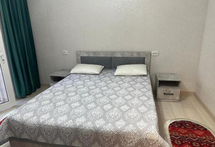 تختخواب و صبحانه коттедж Rayan House