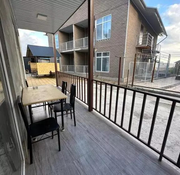 تختخواب و صبحانه коттедж Rayan House