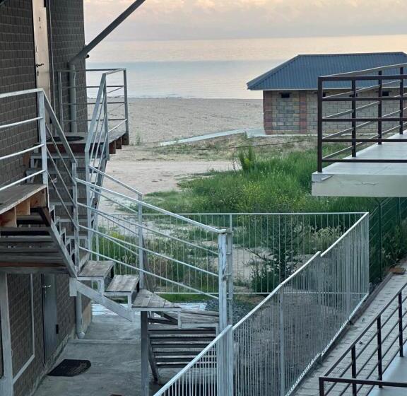 تختخواب و صبحانه коттедж Rayan House