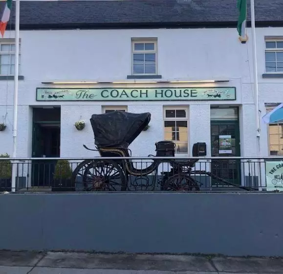 ベッドアンドブレックファースト The Coach House Inn