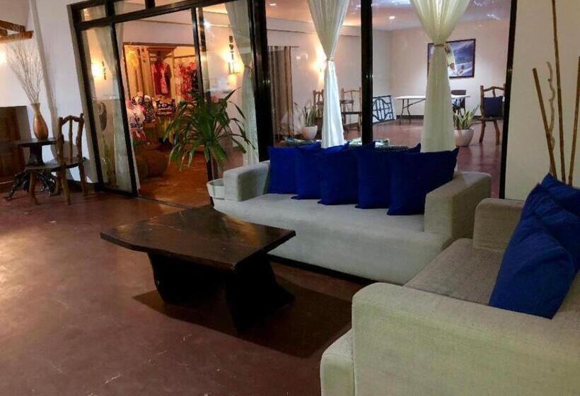 Cherinicole Beach Resort