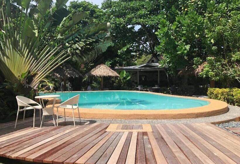 Cherinicole Beach Resort