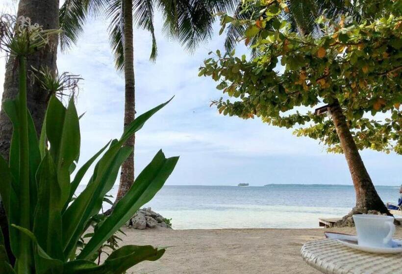 Cherinicole Beach Resort