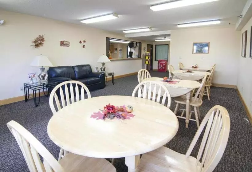 ホテル Americas Best Value Inn Zumbrota
