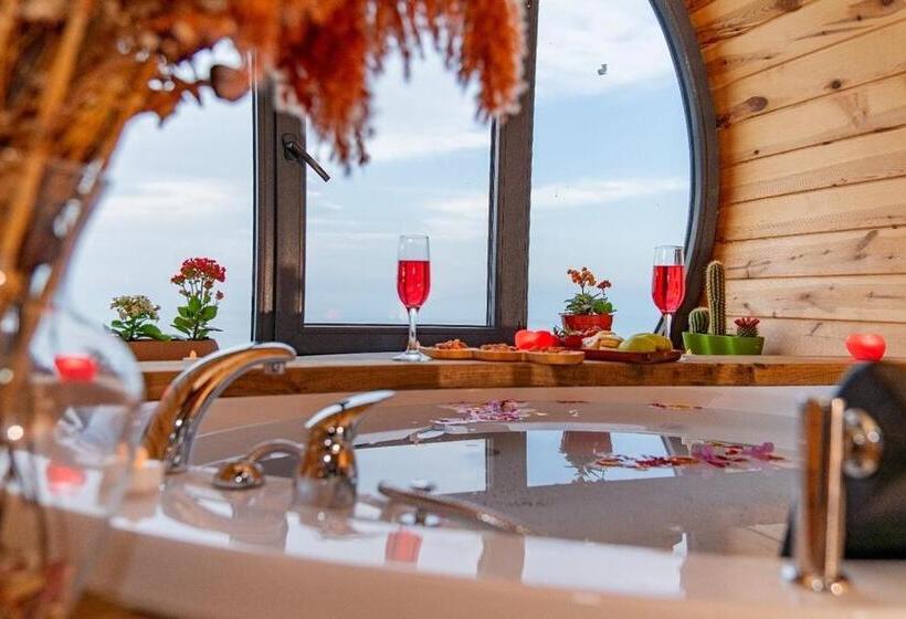 فنادق الكبسولة Himora Bungalov