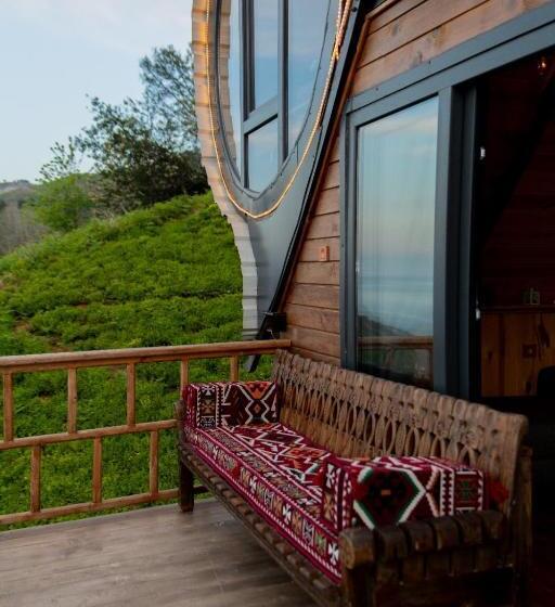 فنادق الكبسولة Himora Bungalov