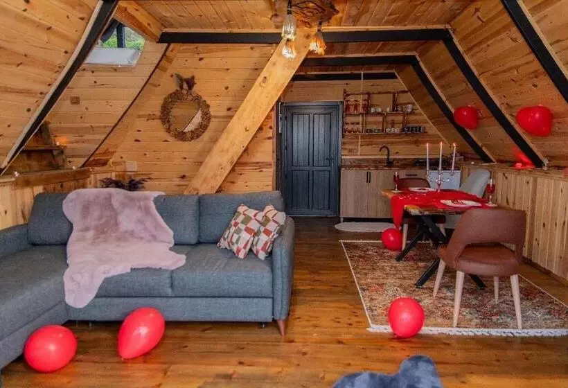 Kapselihotelli Himora Bungalov