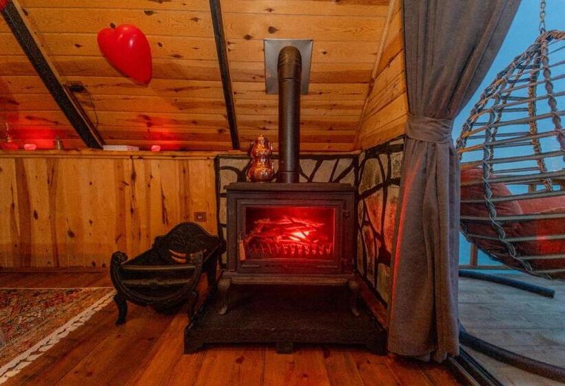 فنادق الكبسولة Himora Bungalov