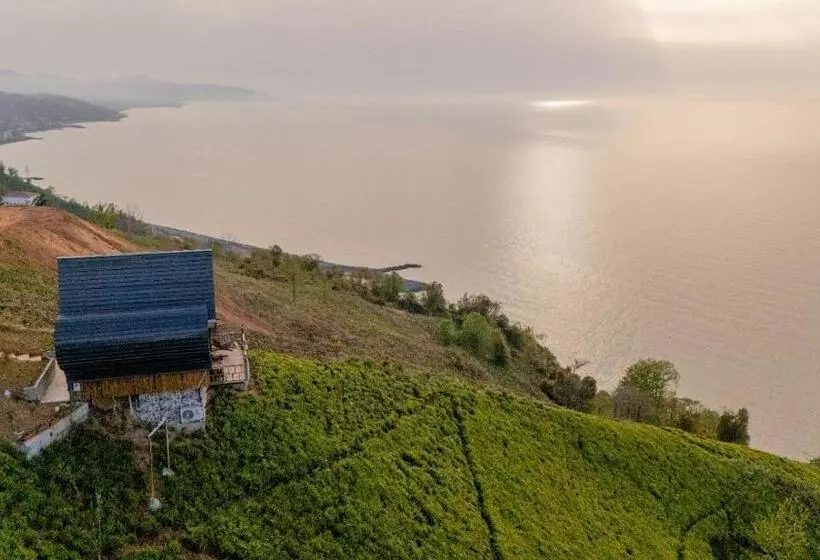 Kapselihotelli Himora Bungalov