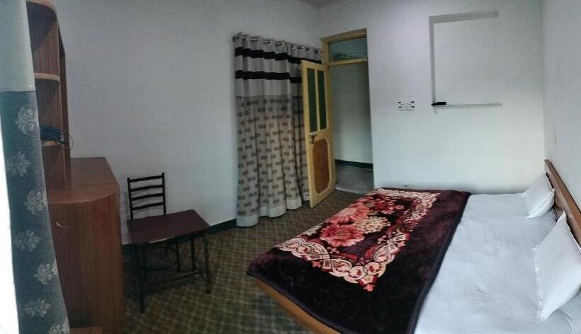 Hotel Green Gallery And Restaurant