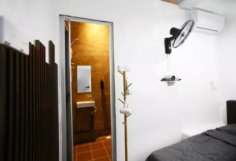 ホテル Hangoutspacez Queensbay At Bayan Lepas Penang