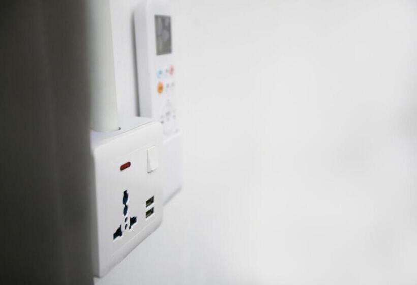 Hotel Hangoutspacez Queensbay At Bayan Lepas Penang