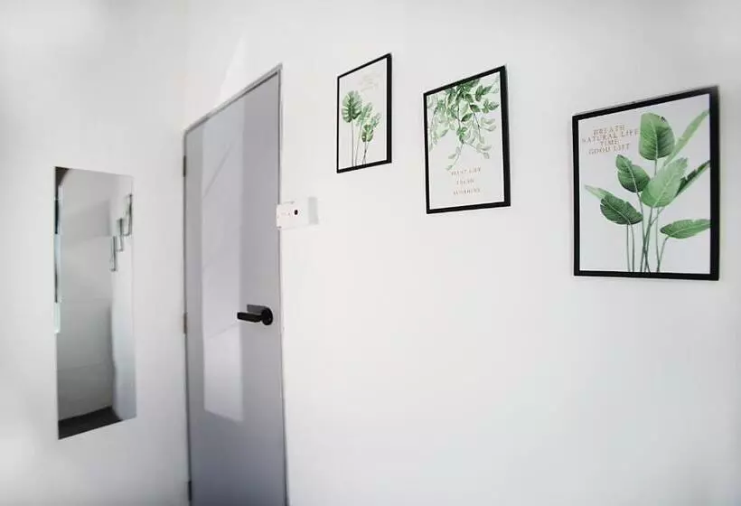 ホテル Hangoutspacez Queensbay At Bayan Lepas Penang