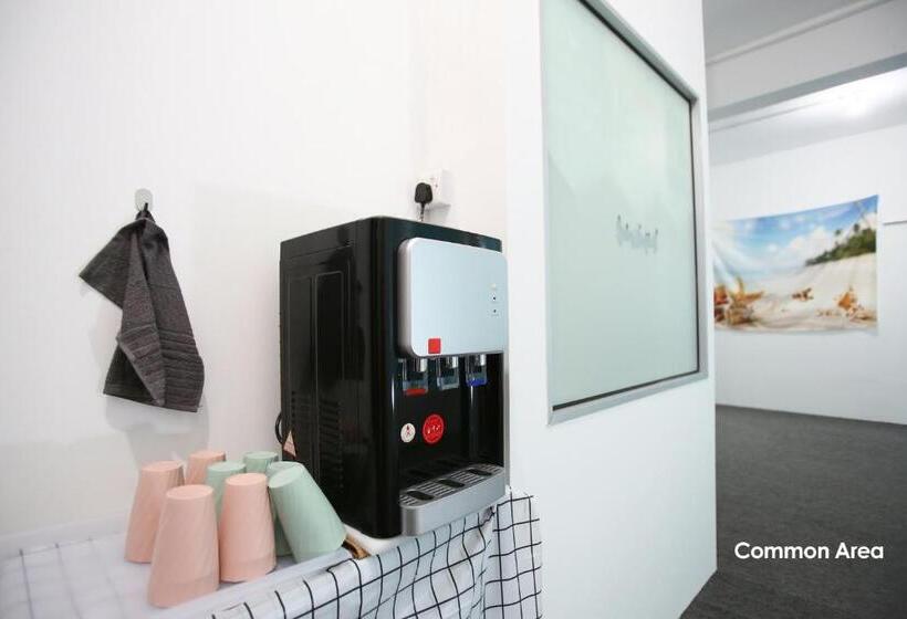 Hotel Hangoutspacez Queensbay At Bayan Lepas Penang