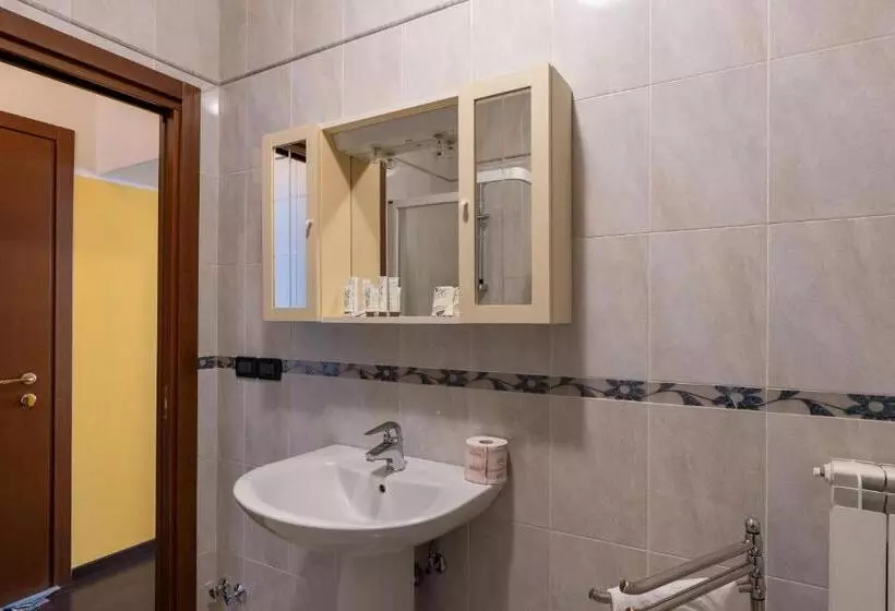 ホテル Oberdan Ristorante Pizzeria