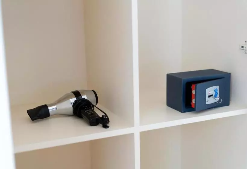 ホテル Oberdan Ristorante Pizzeria