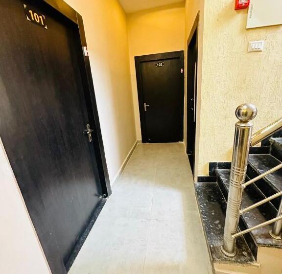 Psr Prem Shobha Residency ! Varanasi   Fully Air Conditioned Hotel At Prime Location With Off Site P