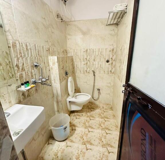 Psr Prem Shobha Residency ! Varanasi Fully Air Conditioned Hotel At Prime Location With Off Site P