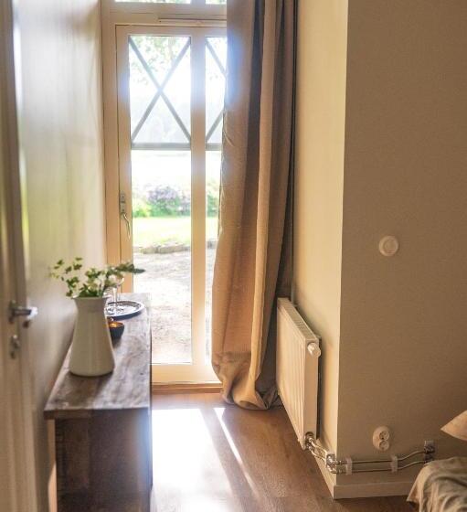 בית מלון כפרי Risanäs Udde