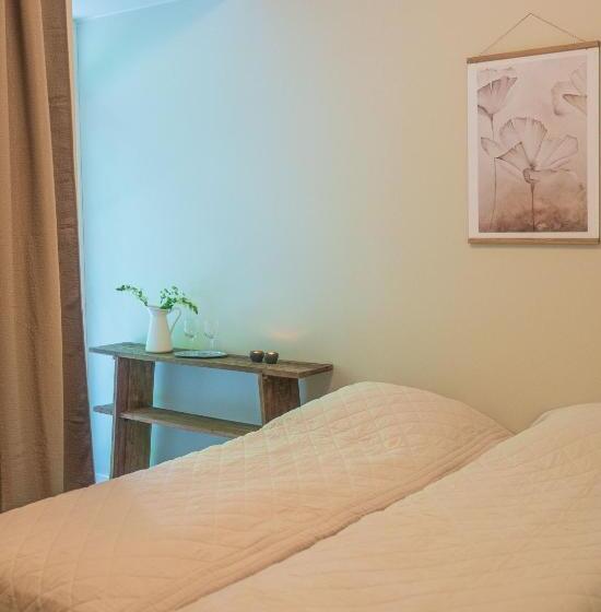 בית מלון כפרי Risanäs Udde